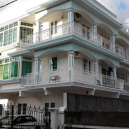 Residence Lasenza Apartment Flic en Flac Bagian luar foto